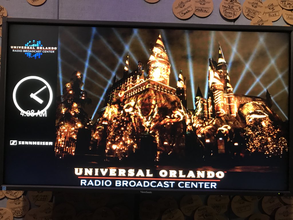 Almost time for our first #SummerEscape LIVE from #Orlando 

#AmazingRadio #IncredibleHosts #FunInTheSunFloridaStyle 
#MusicChatGuests
#JoinUsLive

<a href="/BBCRadio2/">BBC Radio 2</a>