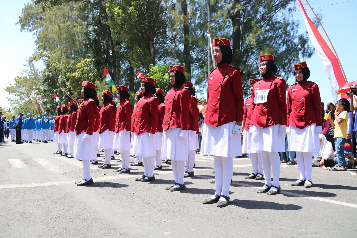 dinaskominfokp's tweet image. Lomba Pawai Semarak Kemerdekaan 2018 Kabupaten Kulon Progo merupakan salah satu rangkaian acara untuk menyemarakan HUT RI ke-73. Lomba Pawai diawali oleh barisan purna PASKIBRAKA Kabupaten Kulon Progo 2018, Sabtu (25/8).

#KulonProgo
#TheJewelofJava