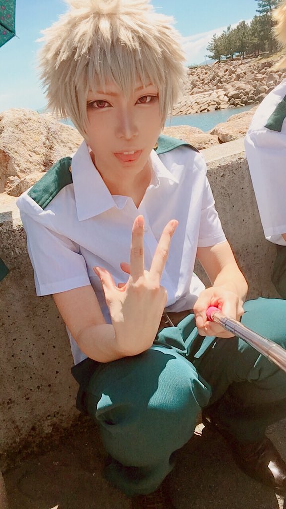 potetyuuu's tweet photo. 夏SUMMER*.＼('ω')／.*

皆でヒロアカわーいしてきた*.＼('ω')／.*
とりあえず爆豪速報ー*.＼('ω')／.*
大好きな勝茶も🧡🧡🧡��

髪切りすぎた💥💥💥 https://t.co/YeljVk66Dr