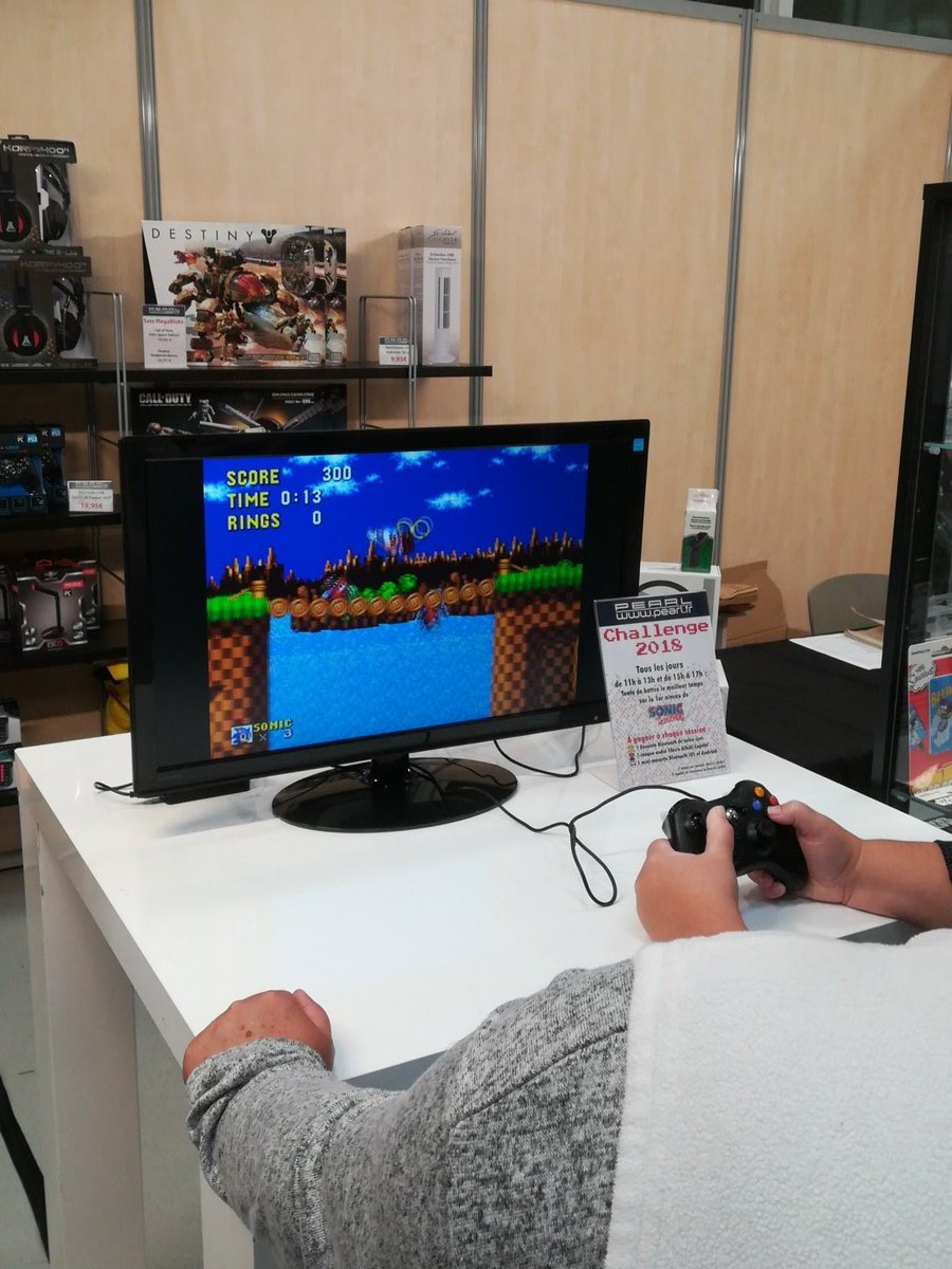 abxgames_studio's tweet photo. Du Sonic chez @Pearl_Diffusion ! Pourtant @aquab0n n'est pas encore là ^^ #STPLAY2018 @Festival_STP https://t.co/8Fz4ZPy2Ug