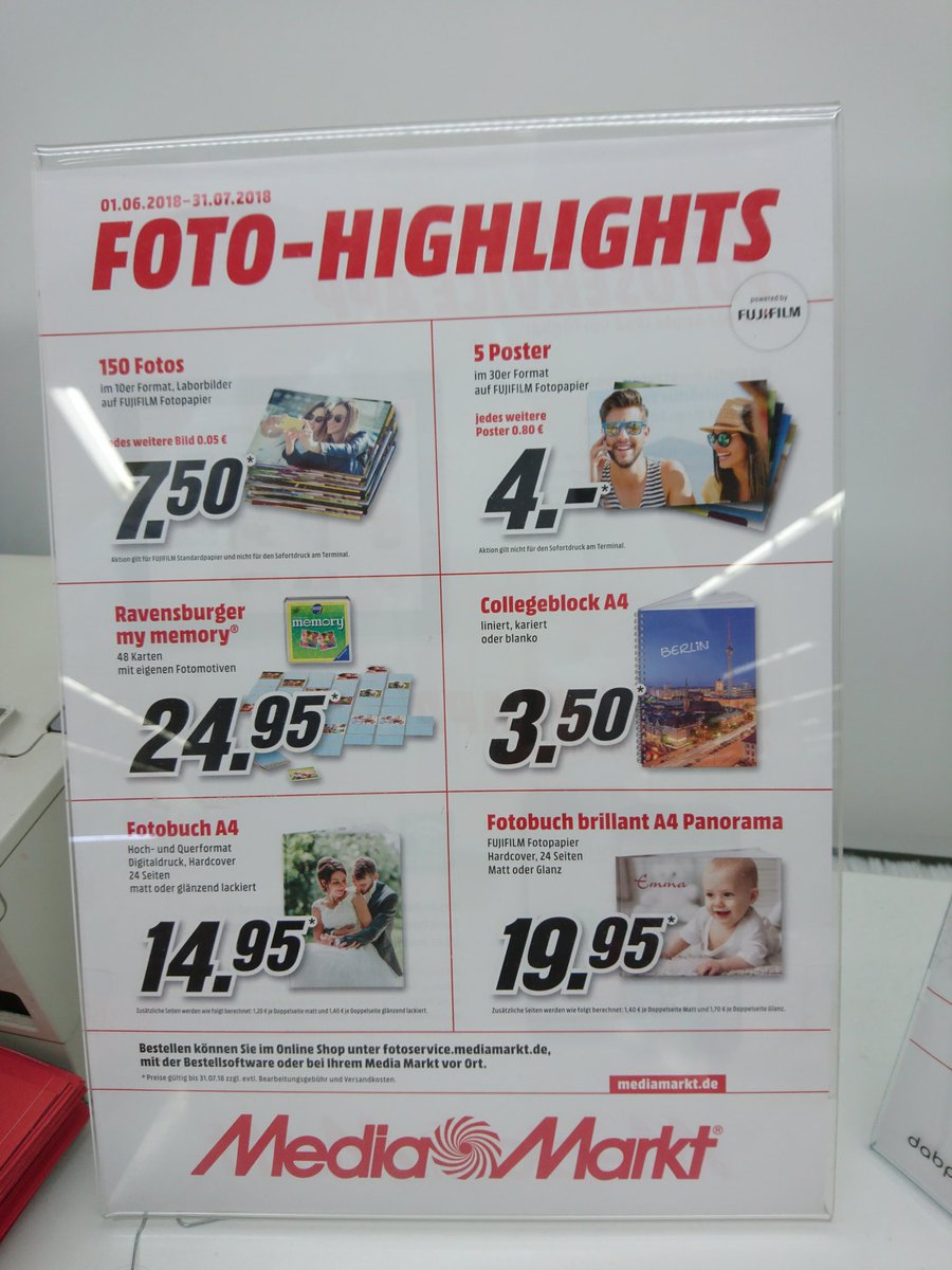 Gestern im <a href="/mediamark/">mediamark</a> #altona mit zwei Mitarbeitern versucht am Terminal das Posterangebot zu finden. Die beiden Flyer sind seit über 3Wochen abgelaufen. #kundenverarsche ohne #entschuldigung oder #entgegenkommen
