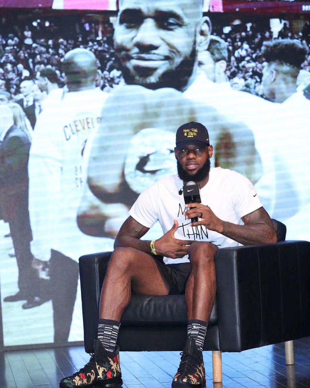 B/R Kicks on X: .@KingJames arrives in the “MoMA” Off-White Nike