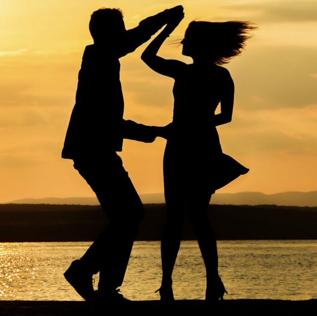 KemahBoardwalk's tweet image. SALSA BEATS today - All Day! Starting at Noon - 10:30 we&apos;ve got a DJ, live bands, salsa dancing and activities in the Event Plaza! Full schedule on our website and FB event page! #Sizzle #FreeSalsaLessons #HotSummerFun #kemahboardwalk