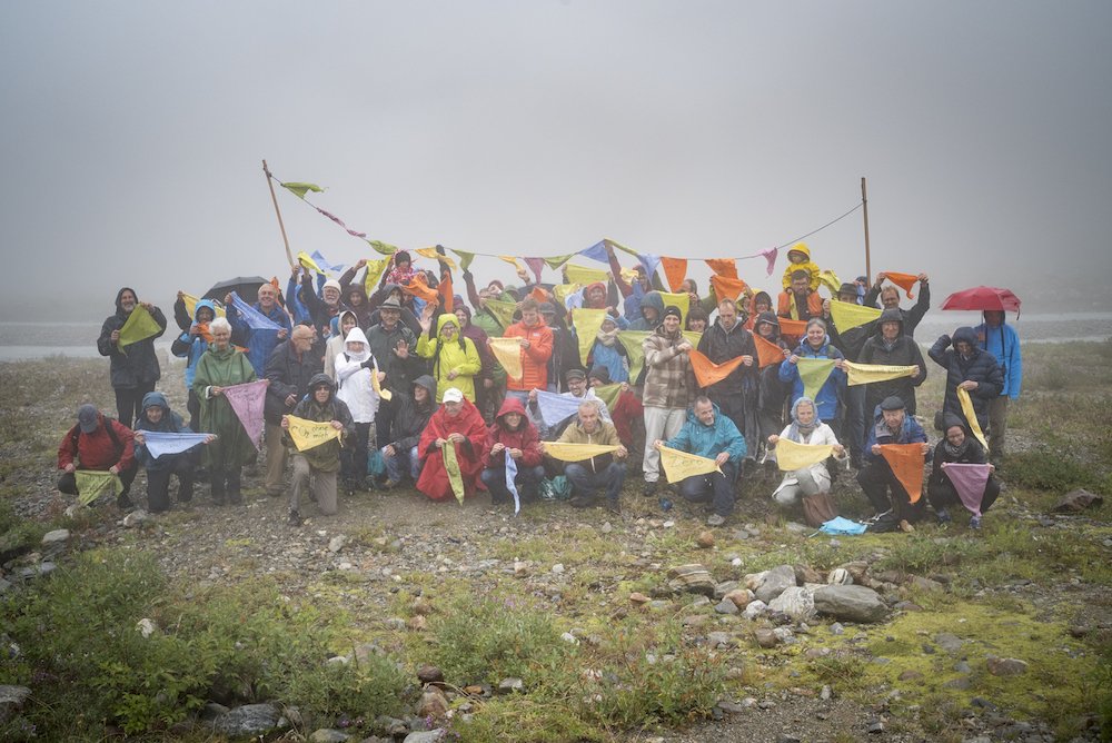KlimaschutzCH's tweet photo. Klimaschutz jetzt! Heute haben wir auf dem Sustenpass den Verein Klimaschutz Schweiz gegründet. Mit der Gletscher-Volksinitiative wollen wir die CO2-Emissionen der Schweiz bis 2050 auf Null senken. Hilfst du mit? https://t.co/CbNBFR5hNI #Gletscherinitiative https://t.co/QSPek6KcGT