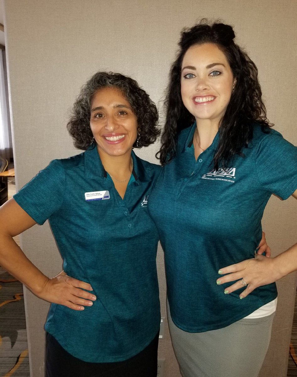 qtkile's tweet photo. Don’t forget to swing by the #APWAStore to pick up the NEW APWA Crosshatch Shirt! @APWATWEETS #PWX2018 https://t.co/AsLQWEqKAH