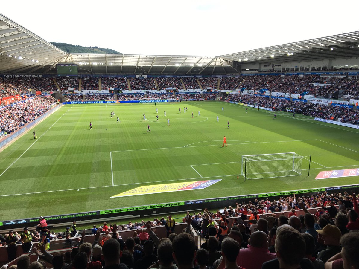 Dr_DeanAllen's tweet image. So far so good at the #LibertyStadium in #Swansea! #SWAvBRC ⁦@BristolCity⁩