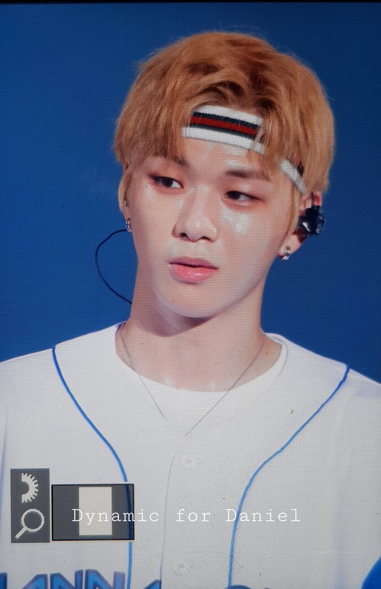 DYNAMIC_1210's tweet photo. 180825 One the world in Taipei #강다니엘 #워너원 https://t.co/dUTTvQ1Iks