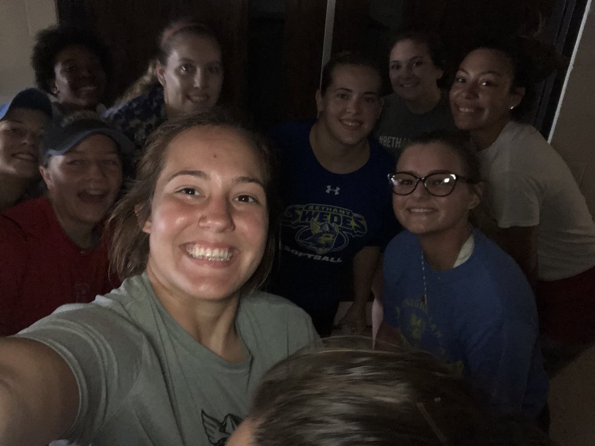 karamyrick2's tweet photo. @skkill92 where is the SID??@SwedesSoftball https://t.co/y1tIBGPrZg