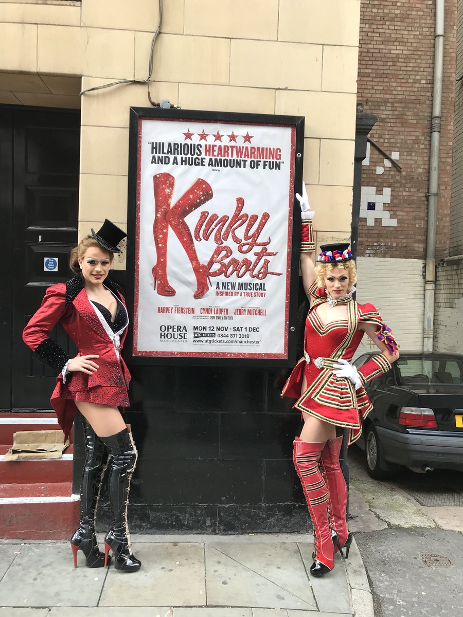 PalaceAndOpera's tweet image. Our fabulous angels and the rest of the cast will be back for @KinkyBootsUK in November! #ManchesterPride2018 done!