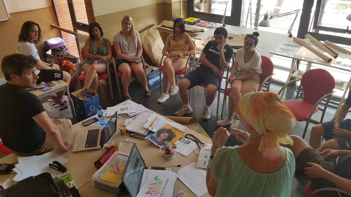 Learn_Play_YE's tweet photo. @Learn_Play_YE
Behind every great project and Youth Exchange there is a great work and a great team of leaders&amp;monitors!!

Detrás de todo gran proyecto e Intercambio Juvenil hay un gran trabajo y un gran equipo de lideres/monitores!!

@EUErasmusPlus @InjuveSpain https://t.co/YY4UkPtfX1
