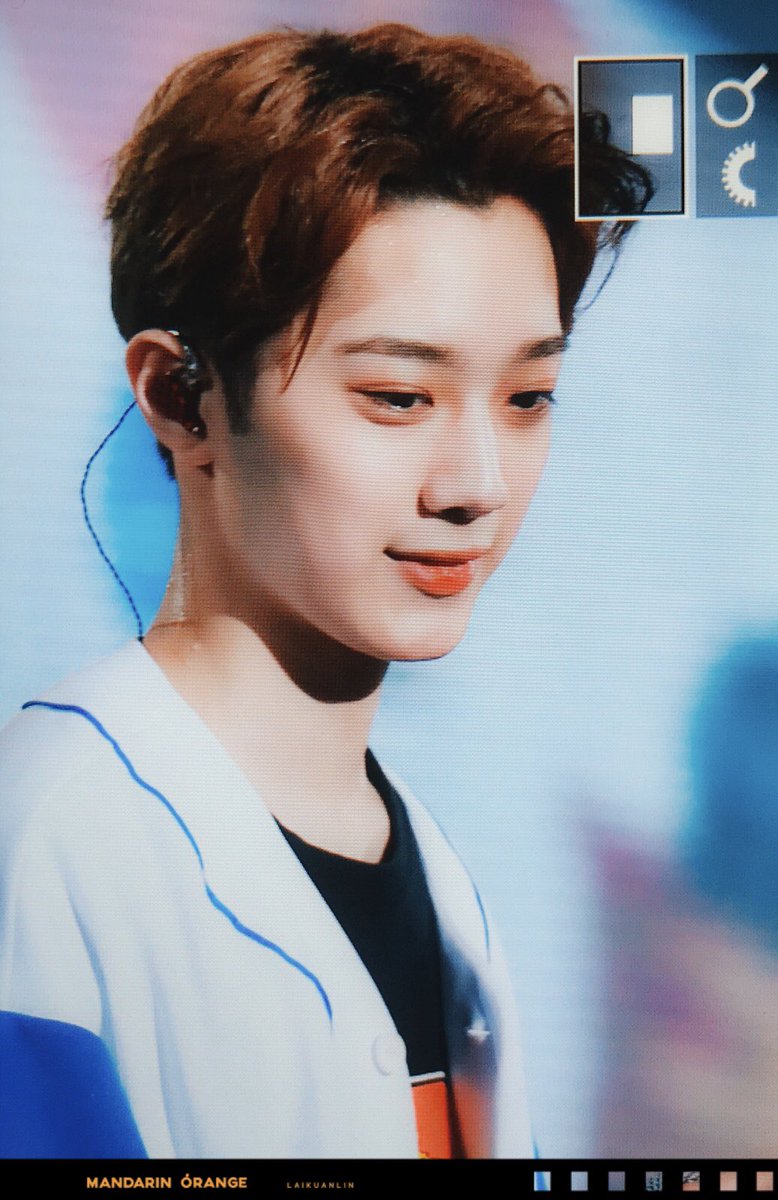 mandarin_010923's tweet photo. 180825 #라이관린 https://t.co/8lCGdEnFIi