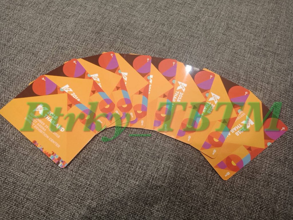 Ptrky_TBTMShop's tweet photo. กดบัตรให้ลูกค้าคือดีงาม บัตรลค.คิวหลักสิบหลักร้อย บัตรแม่ค้าคิว2000+++ บัตรนั่งก็แถวAไปอี๊กก #Ptrkyขายของ #PtrkyUpdate #KCON2018THAILAND #KCON2018Thailand https://t.co/QAiqAS06xV