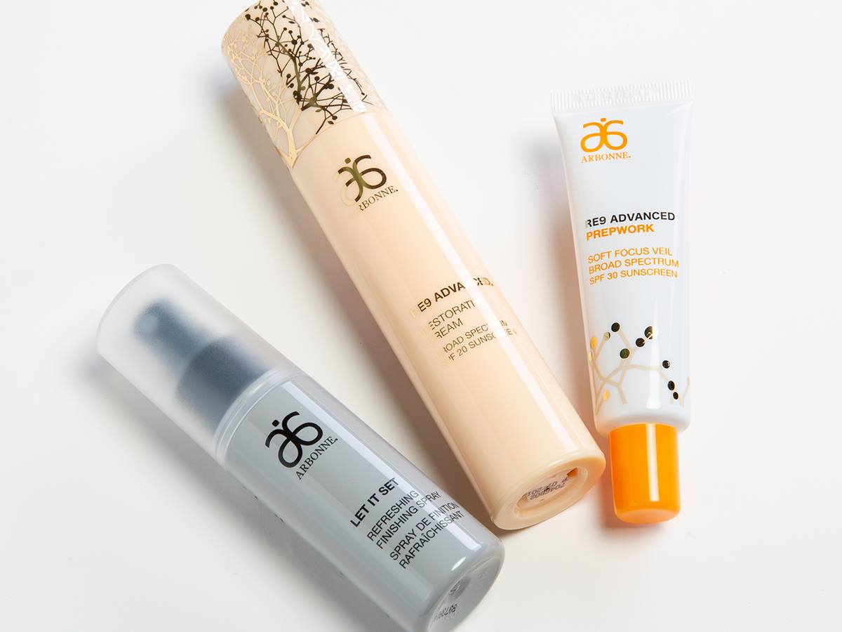 UK_Arbonne's tweet photo. Healthy looking skin starts with the proper protection. #Arbonneuk #Skincare #HealthySkin #Saturday #RE9 #LetItSet #Prepwork https://t.co/LoxVauW0yk