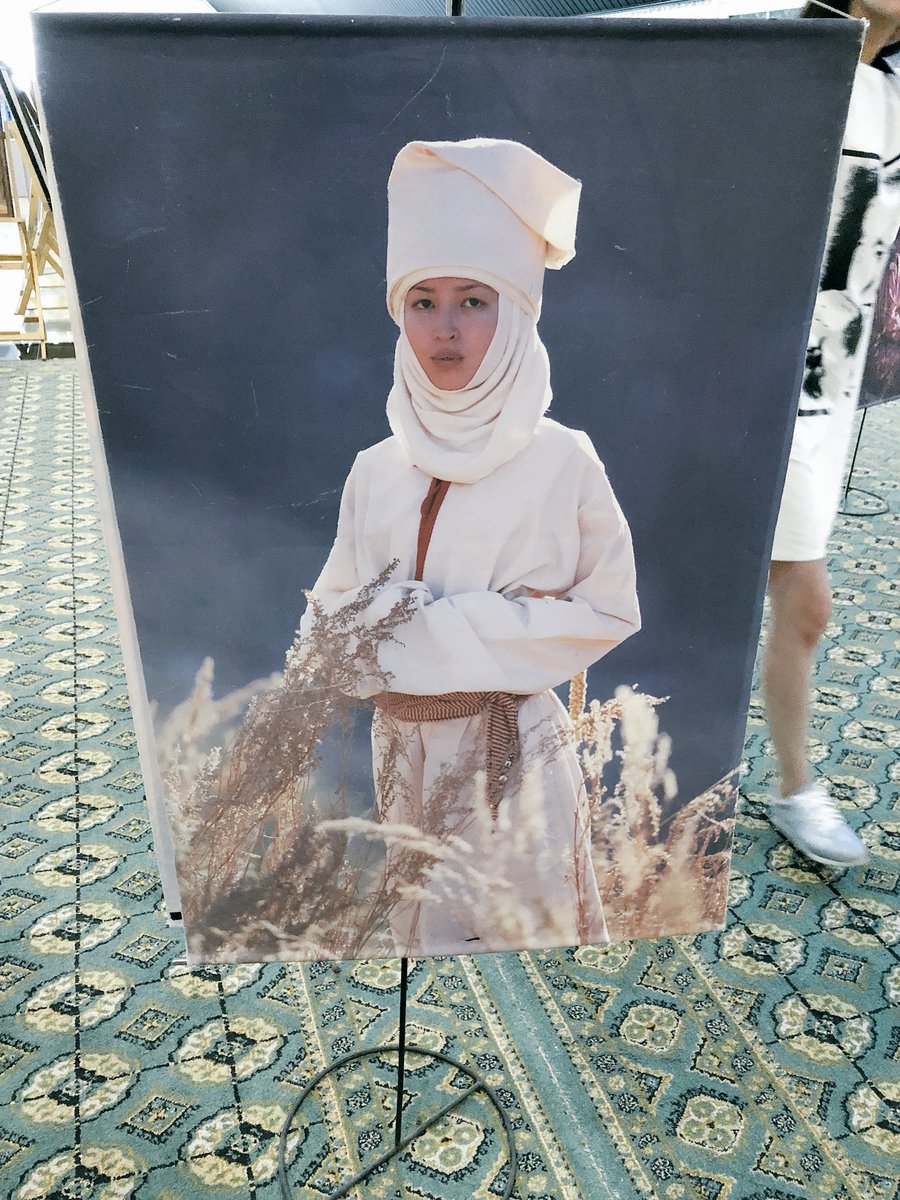 Azhanik1's tweet photo. #Rukhordo #kyrgyzgirl #exhibition https://t.co/SEQvDzNYLf