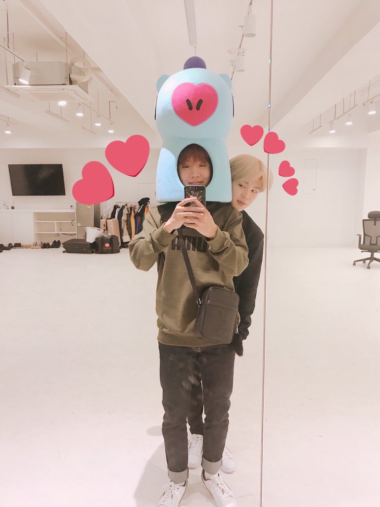 naj646's tweet image. ばんたんについてお話出来るお友達が
欲しいです😭
♡🦄＆🐣寄りのおるぺん
♡97(98)
♡TOKYO
ド新規です、同世代の方で仲良くしてくれる方探してます🐧💓
#armyさんと猛烈に絡みたいのでいいねしてくれた方フォローします 
#ARMYさんと繋がりたい