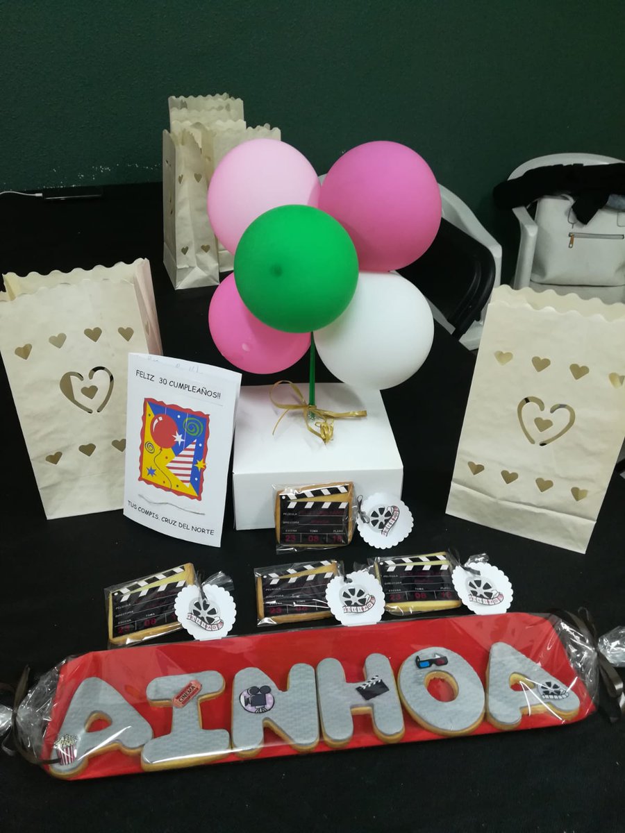 MayGuzevents's tweet photo. #23Agosto #cumpleañosorpresa #cumplesdecine #felices30  #cumpleañosfinderodaje #cumpleañospersonalizados #regalos #decoracion #Felicidad #mayguzevents #tueventoamedida https://t.co/PFVa6SeVwE