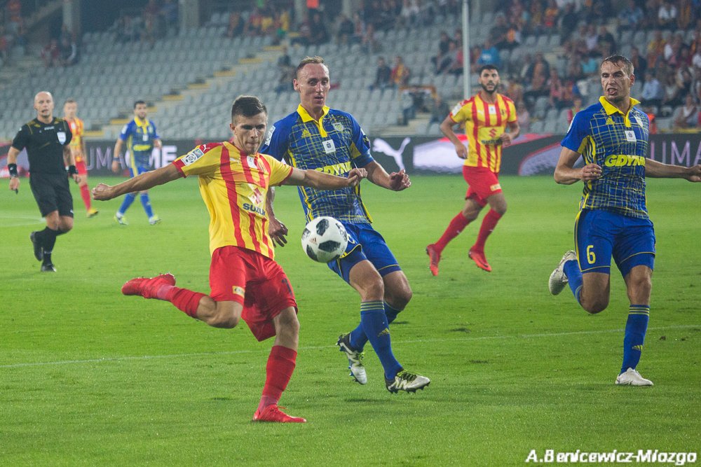 Korona_Kielce's tweet photo. 📸📷 A teraz dużo więcej fotek z boiska!

Całą drugą galerię ze spotkania można obejrzeć ➡️ https://t.co/TZQmr2hthe https://t.co/69P8fpFqkq