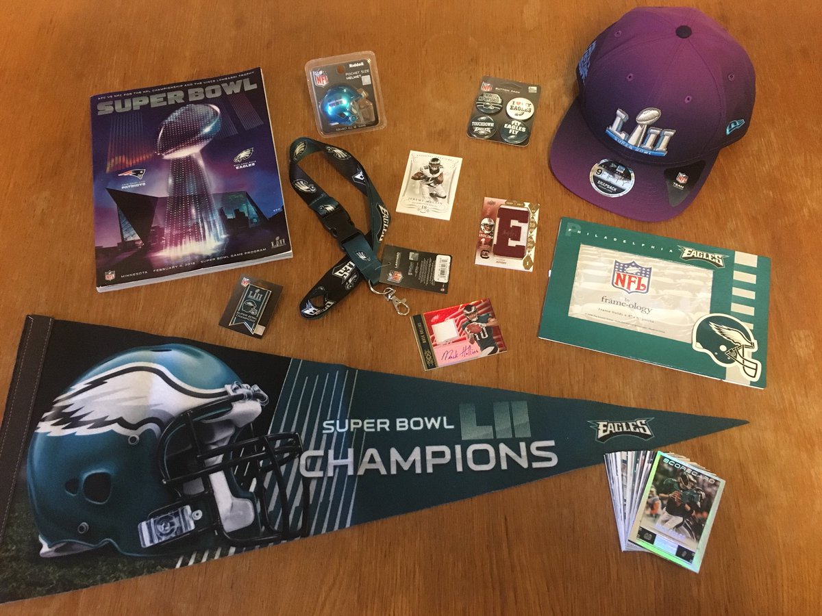 clairedabear85's tweet photo. #Eagles Super Bowl 52 #NFLGIVEAWAY &amp; runners up #Giveaway both these #prizes inc #Signed #SWAG by SB winning player 1st @mackhollins &amp; @TheWorldof_AJ 2nd @JayTrain 2 #win u MUST follow @clairedabear85 &amp; RT this link. This will runs till 7/9 &amp; is open 2 ALL #NFL fans globally https://t.co/qN0nOcnS8c