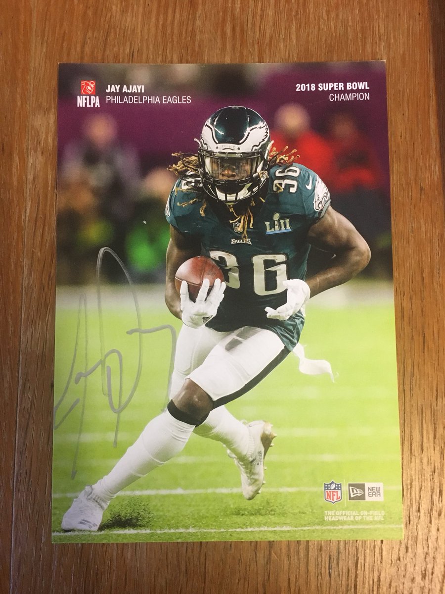 clairedabear85's tweet photo. #Eagles Super Bowl 52 #NFLGIVEAWAY &amp; runners up #Giveaway both these #prizes inc #Signed #SWAG by SB winning player 1st @mackhollins &amp; @TheWorldof_AJ 2nd @JayTrain 2 #win u MUST follow @clairedabear85 &amp; RT this link. This will runs till 7/9 &amp; is open 2 ALL #NFL fans globally https://t.co/qN0nOcnS8c