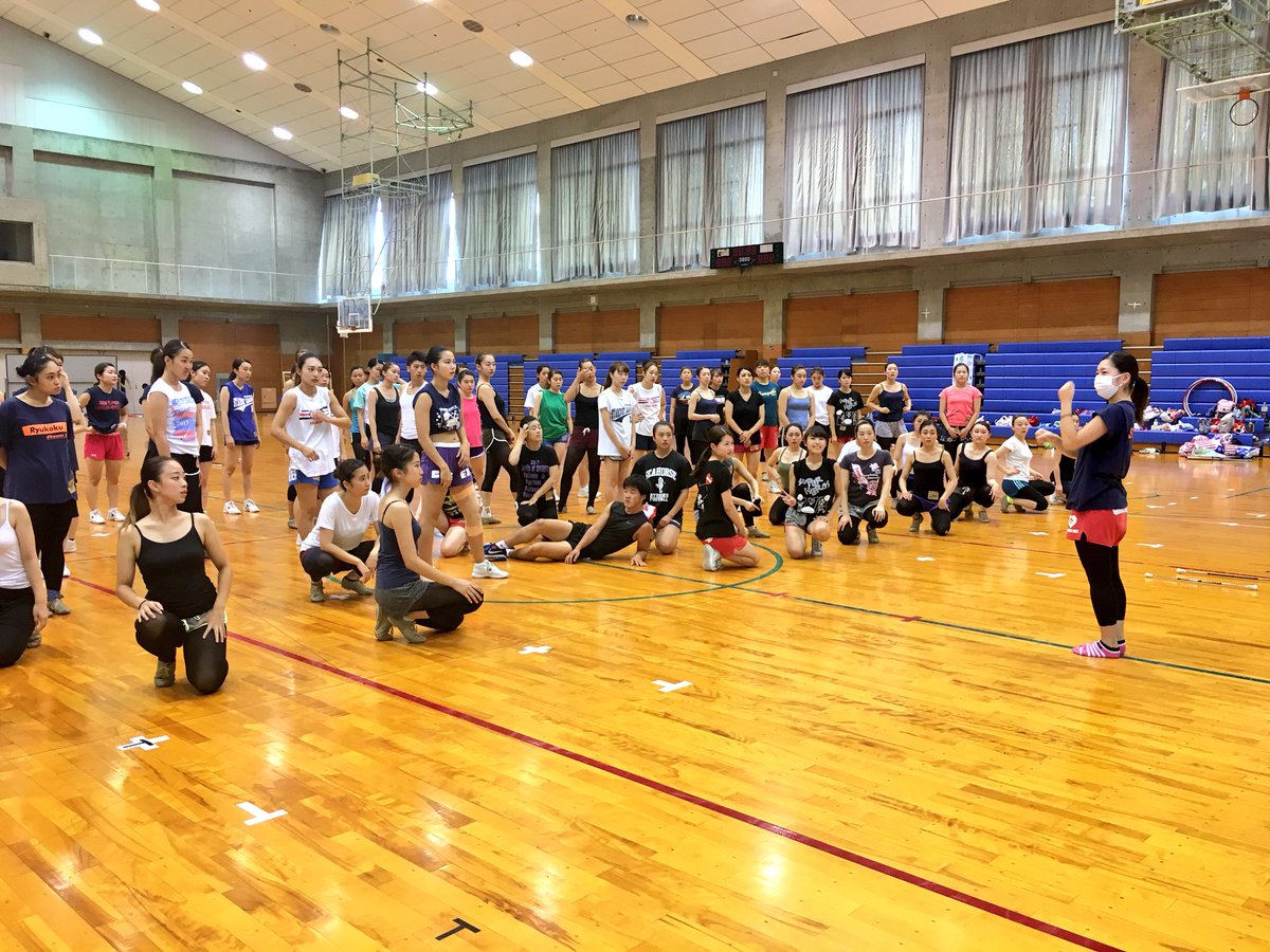 フェスまで残り4日となりました！
連盟員全員でたくさんの方に笑顔を元気をお届けします☻
チケット(¥500)のお求めは連盟員またはこのアカウントのDMにお願いします🌈
8/29 (水) 18:30〜 @アミティホール