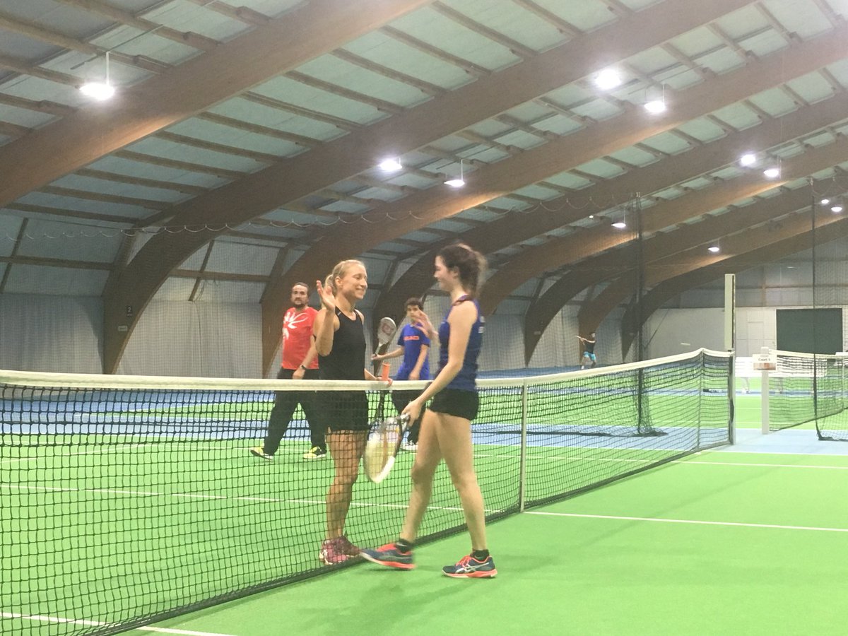 🇬🇧 World Championship - Women’s A 🇬🇧

Coming straight from the heartbreaking loss in the Team Finals <a href="/hannahboden20/">Hannah Boden</a> was back on court against Silke Altmann 🇩🇪

Despite a valiant tennis fightback it was the German who snuck the victory by just 1 point.