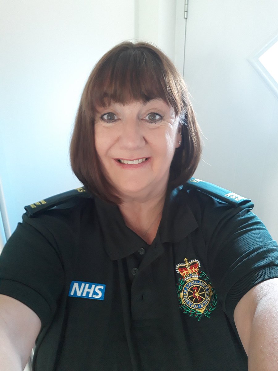 YAS_JayneB's tweet photo. Arrived at Leeds Festival Command Centre for the day. Great weather so let's hope everyone stays safe and healthy with @YAS_SimoneM @YorksAmbulance #YASteam https://t.co/0d3iYaLdOy
