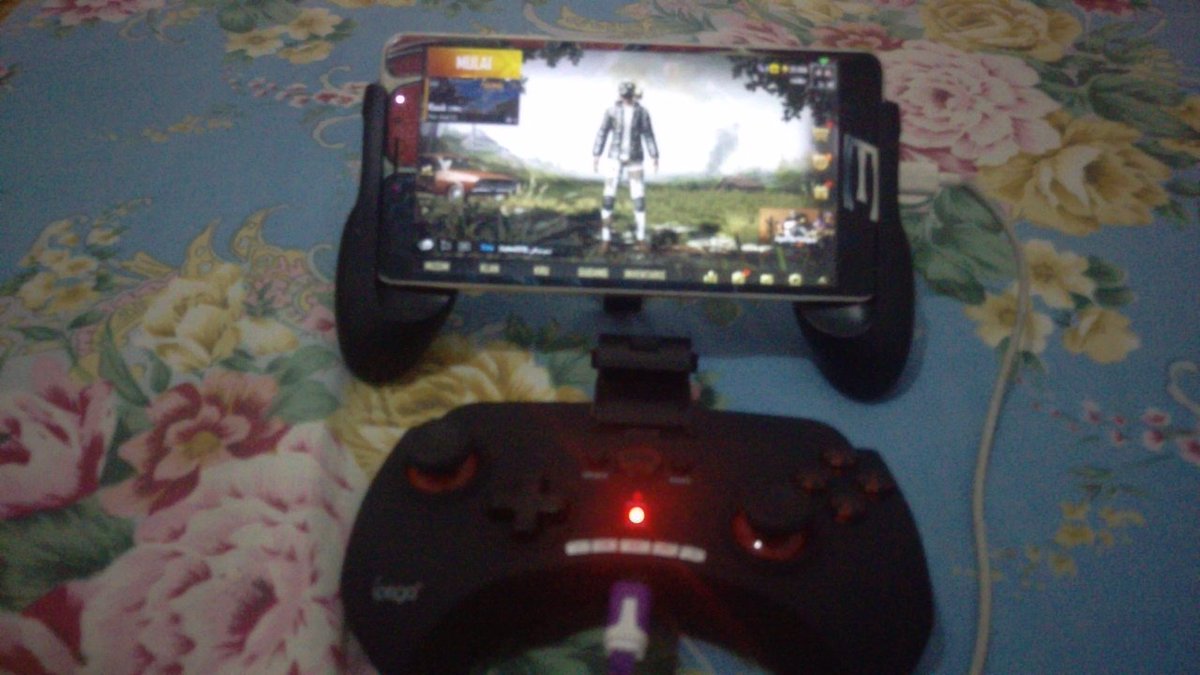 d_ikbal's tweet photo. Yakali gak malming https://t.co/CervXzNdJD
