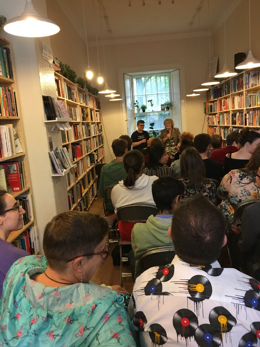 Lighthousebks's tweet photo. Aaaaand we’re OFF! @christineburns unpacks #TransBritain 

#bookfringe #lgbtqedinburgh https://t.co/MXbPCplTUA