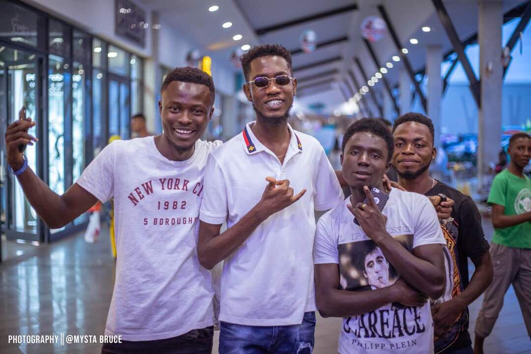 UShattas's tweet photo. Rattray Park Will Be Lit Toady With De Youth President #Ypee Baakop3💥💥Fans Turn Up To Feel The Likes Of MeY3 Guy, Jumping, You The One and Many More.#PeeNation #BITD #Kumasi Hene #Oseikrom4lyf #Mode3 S3 Moano💥💥🔥🔥🚀🚀 https://t.co/jsCFHPfZlg