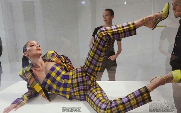 StreetFashion01's tweet photo. Bella Hadid by Stevie Dance for Pop Magazine, September issue🖤 https://t.co/usQPDescOw