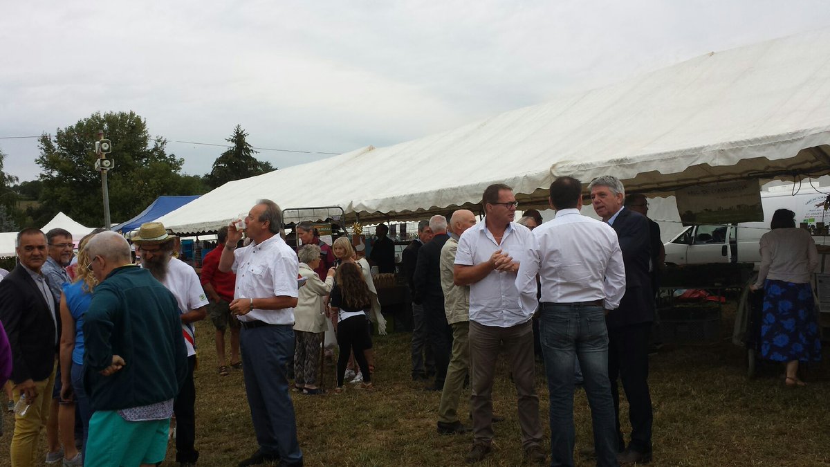 Barbottemc's tweet photo. Le Comice Agricole de St Sorlin de Morestel.
Une fête incontournable du territoire. Le Crédit Agricole Centre Est partenaire de cet évènement. https://t.co/CkoMcr0kv9