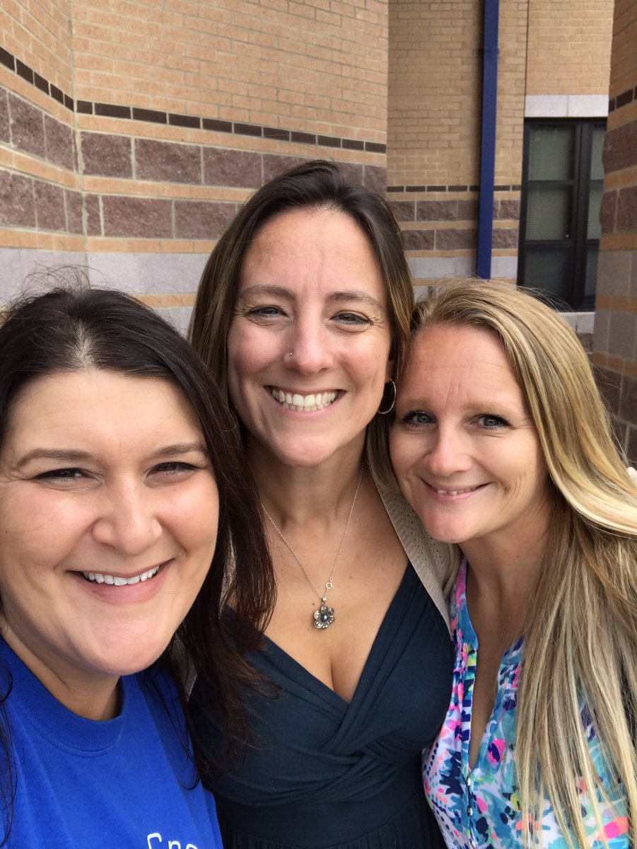 SWANSPrincipal's tweet photo. A big Shout-Out to my sidekick and AP @Mrs_Leto4 for helping me create some magic this week for our staff!! Couldn't have done it without you!! #dontlistentothejoker #shesawildcardeveryday #WeAreSWANS https://t.co/XcXSoDpAFC