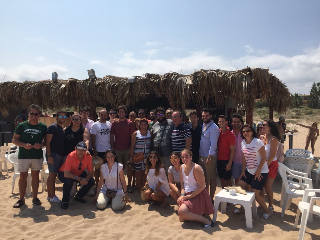ppcv's tweet photo. La presidenta del @ppcv, @isabelbonig, en la tradicional comida de fin de verano organizada por  @NNGGXeraco https://t.co/hWkvIanE2Z