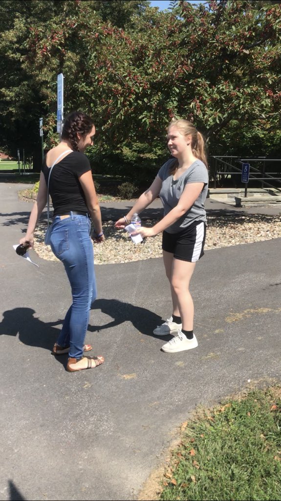lil_eberhardt's tweet photo. #icjumpstart lead-in scavenger hunt!! https://t.co/3B8AwtPZE3