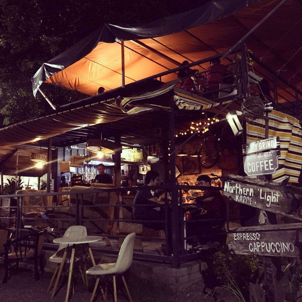 solismgl's tweet photo. Had a nice night with @Baleri101 and @sweetandspicyy ๐ญโค๏ธ
If you just wanna chill with a friend or in solitude, the #NorthernLightKaffeLipa is a good place to go. ๐๐โ๏ธ
#wheninlipa #wheninlipacity #wheninlipabatangas #cafe #chill #chilling #wheninsouth #southpeople #night https://t.co/t2wyM5njsG
