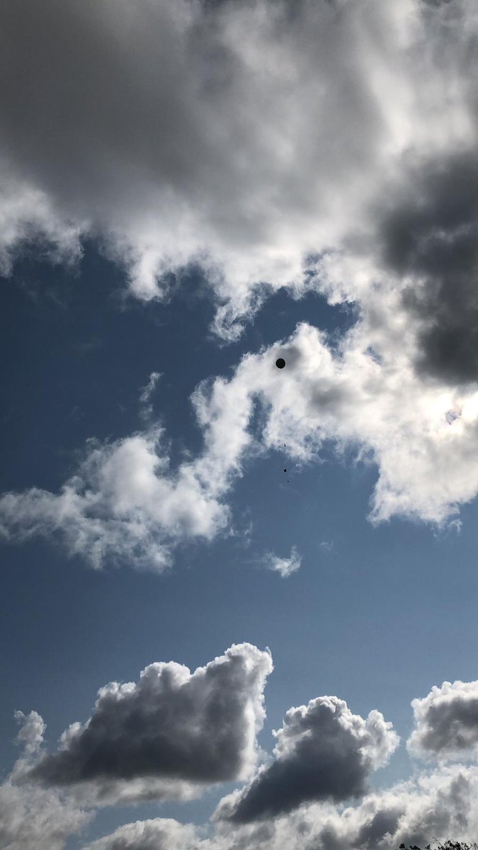 TeddyAirUK's tweet photo. Up up and away!
See you on the other side folks x 
#stratosphere #barnardos https://t.co/7AnxvP2B1G
