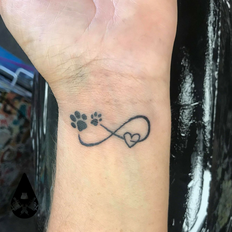 Inkwell_Tattoo_'s tweet photo. By Daryllanne.

#inked #tattoo #tattooed #tattooartist #winterbourne #bristol #theinkwell https://t.co/9a0fstbXms
