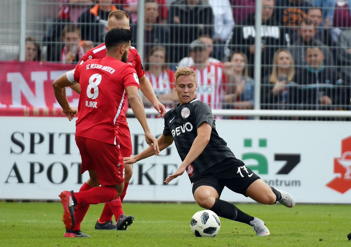 OFC_offiziell's tweet photo. 0:0 Halbzeitstand in Dreieich, so langsam kamen unsere Jungs in Fahrt... 🔴⚪️ #SCHDOFC #nurderOFC #kultsindwir https://t.co/vPbFygPzgC