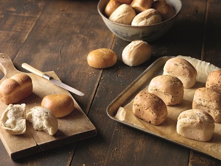 SpecialBreads's tweet photo. Get in touch with our sales team if you're looking to add some of our artisan breads to your menu https://t.co/b9mHEWtcfV https://t.co/rXNjuLFUgX