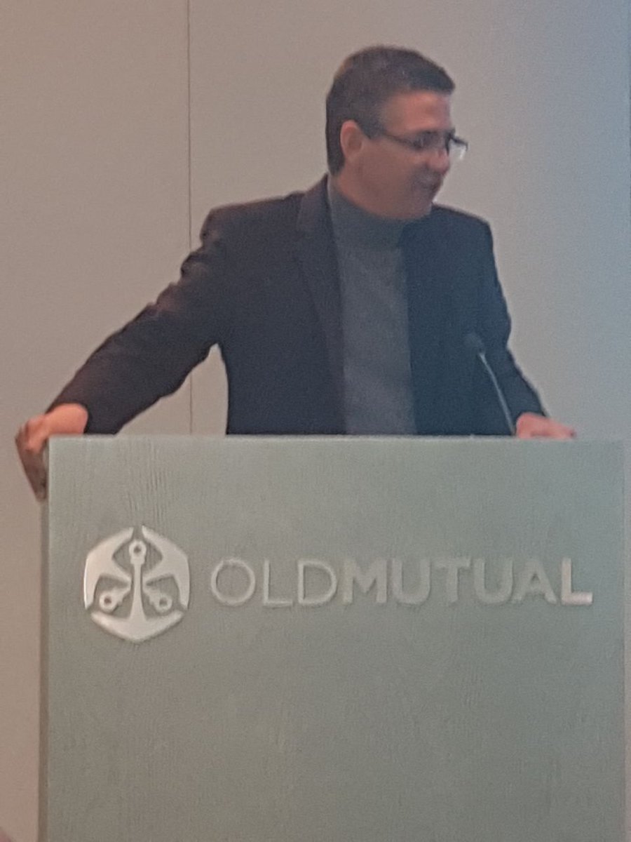 gstander10's tweet photo. Putting sport on the map in MSED this morning. Well done to the District South Sports Organisation for a successful summit. Let the games begin...now for the feet on the grass. @shalewin @WCED_HOD @KarenR_Dudley18 @CharmainePiet @AndreFilander @GuilotK @SalieA_ @ https://t.co/SVe6M03Q1m