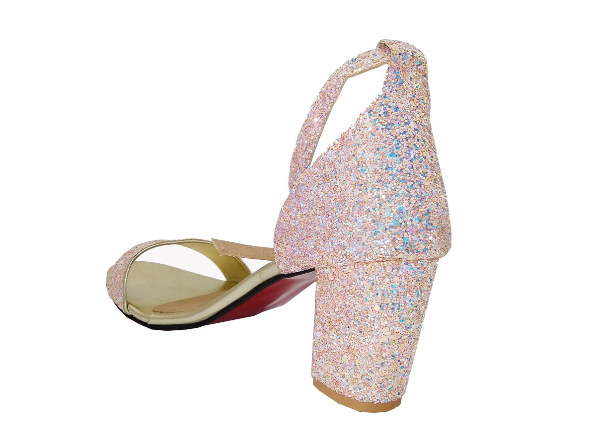 velvetoes's tweet photo. By This Beautiful Product @ velvetoes,in https://t.co/1n7OoYSehq
