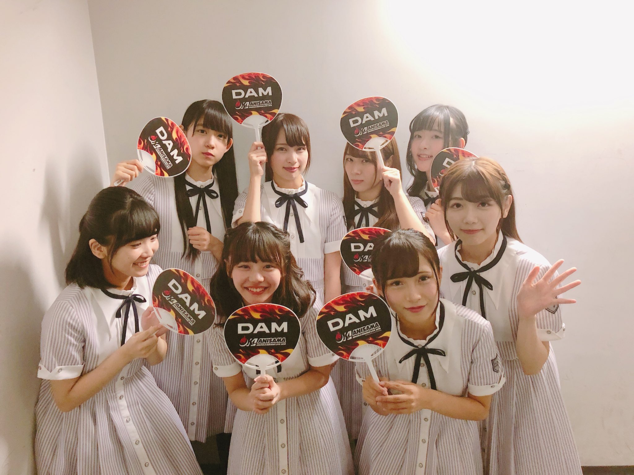 22 7 ナナブンノニジュウニ Op Twitter アニサマ18 けやき広場ok ステージ カラオケdamアーティストライブコーナー ナナブンノニジュウニ セットリスト M1 シャンプーの匂いがした M2 理解者 M3 地下鉄抵抗主義 理解者 Music Video T