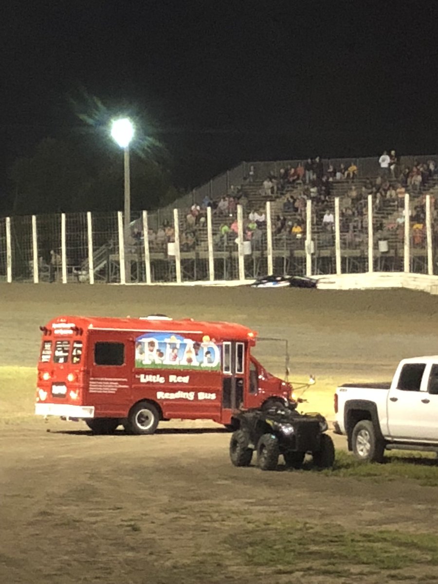 rydellcars's tweet photo. Some additional pictures from the Adventures of @GFRedReadingBus at last nights #BusRaces at @bestdirttrack Thanks to @GFSchools @gflibraryND @GrandForksParks @GrandForksCity @GFFEAlumniNet #Rydell1Team https://t.co/CBBCBhcf6y