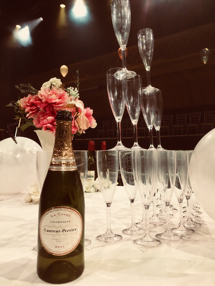 NTSonline's tweet photo. Think we have enough champagne for a full show this afternoon...? #Midsummer2018 @edintfest https://t.co/RXvwpSZaLl