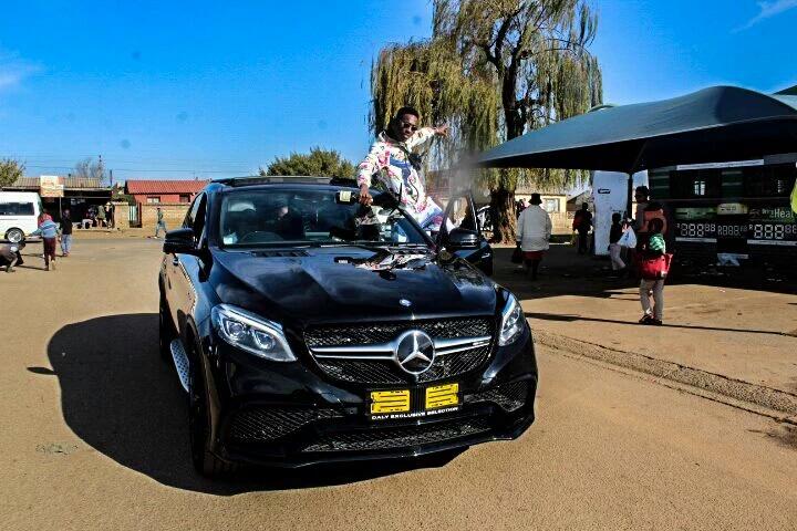 RadebeLenda's tweet photo. Gento bareto https://t.co/8hx5H59eBb