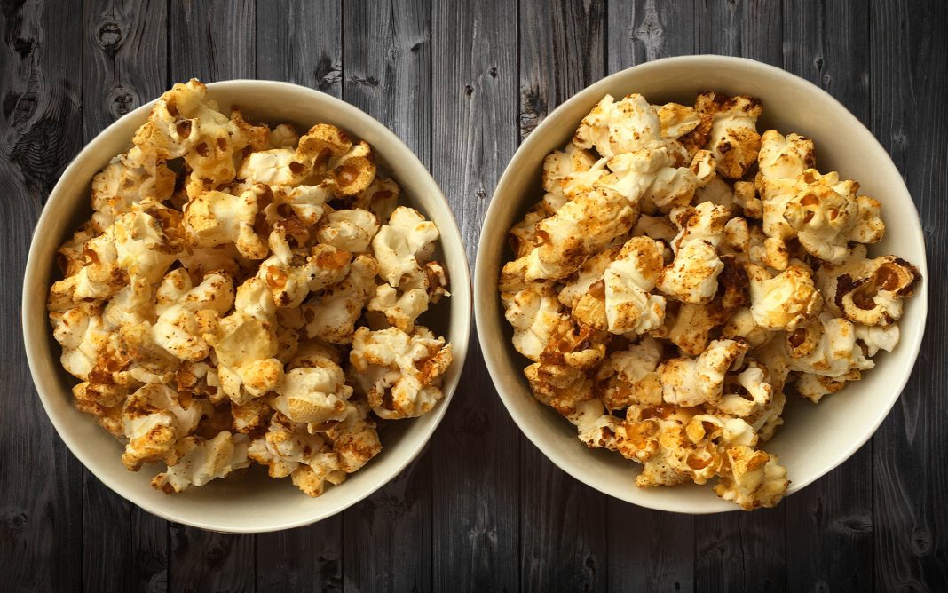 KohinoorJoy's tweet photo. In the mood for a light #snack? Try our sweet and #chilli #popcorn that take no time to prepare https://t.co/WsW2vaj3Hi https://t.co/T8mjqO3w6G