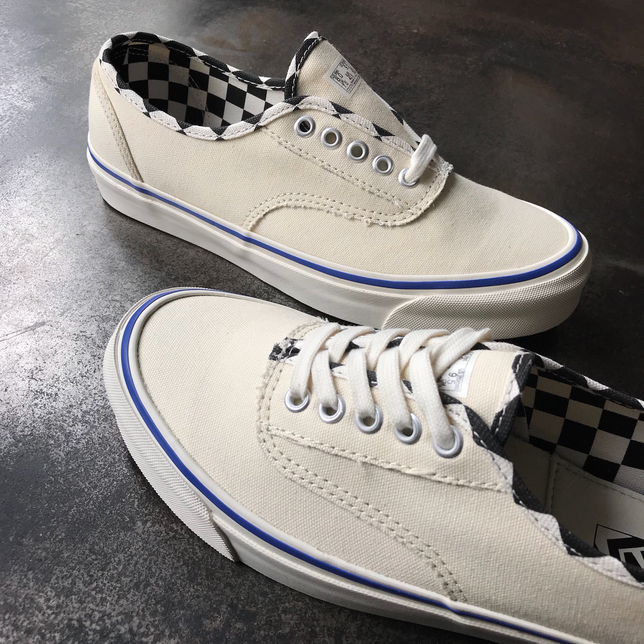 vans inside out authentic