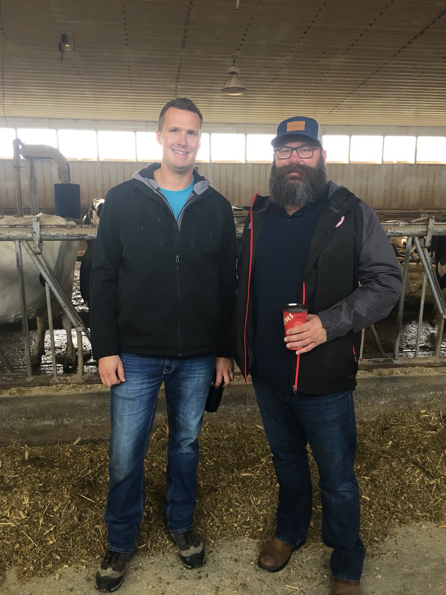GDebbink's tweet image. Thank you Shaye Anderson for coming out and seeing what the dairy industry is all about! @BreakfastFarm @AlbertaMilk @sandersonNDP
