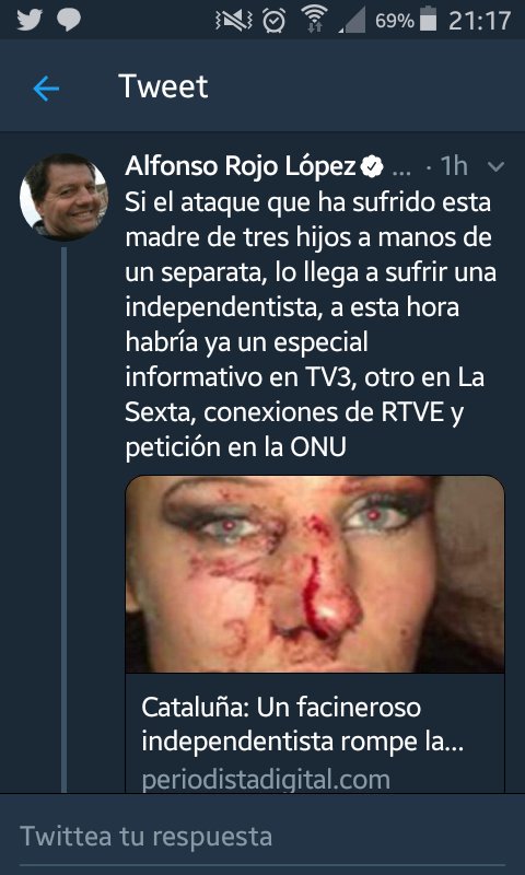 RataDesletrada's tweet photo. Alfonso Rojo ilustra la presunta agresión indepe con una foto falsa de 2012.

Cada vez huele más a fake new.... https://t.co/9ZW0nyRJk0