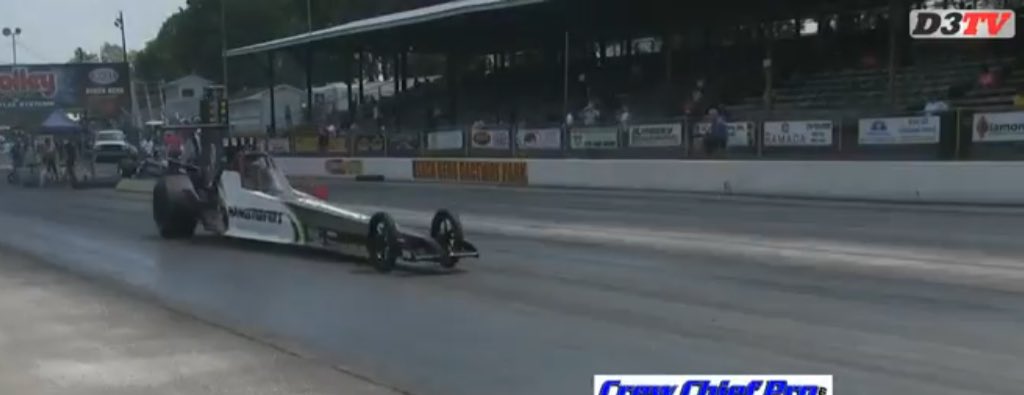 After a wee bit of trouble yesterday @zachsackman has a solid Q2 in the way cool @Hangsterfers Top Dragster. @matt_sackman @NHRADiv3 @NHRAD3TV